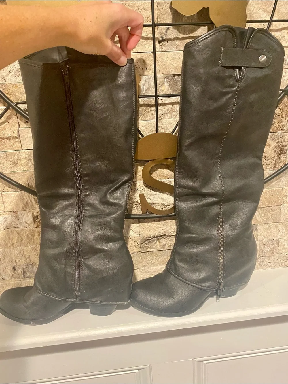 Fergus Women’s Tall Black Knee-High Riding Boots, Slouchy, size 9
